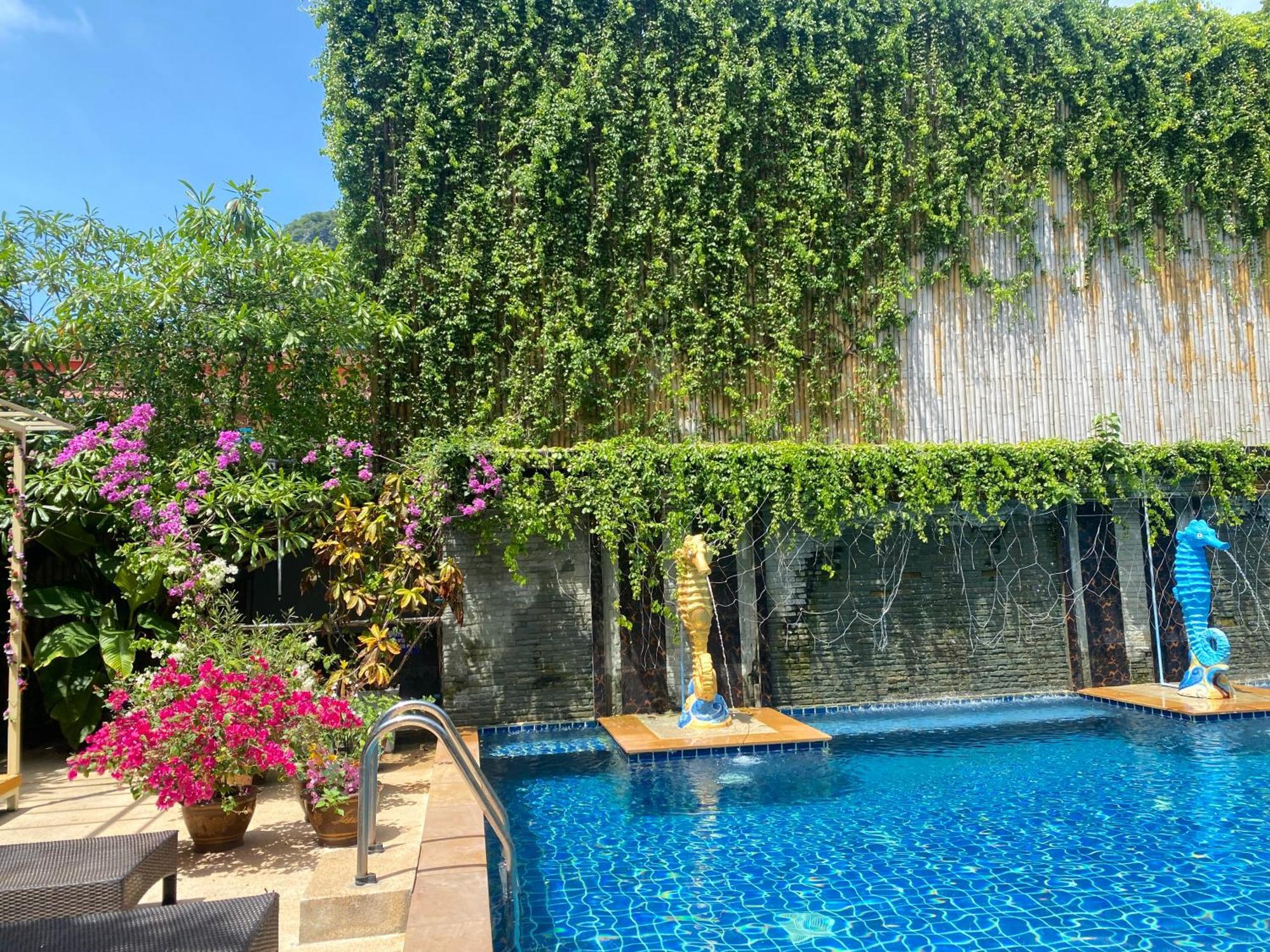 Phi Phi Maiyada Resort Exterior foto